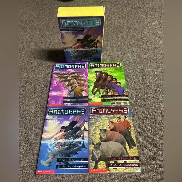 VINTAGE Scholastic Animorphs books Box set #13-16, very good condition - Picture 1 of 7
